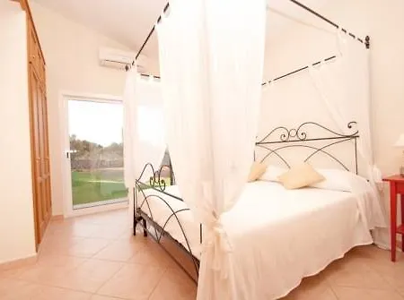 Mapalu Menorca Bed & Breakfast