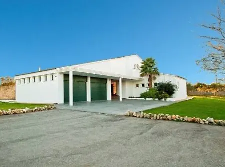 Mapalu Menorca Bed & Breakfast Trebeluger